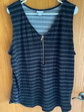 🇺🇸 LuLaRoe Women’s 1/4 Zip Sleeveless Top